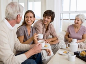 20091125-family-talking-350x263